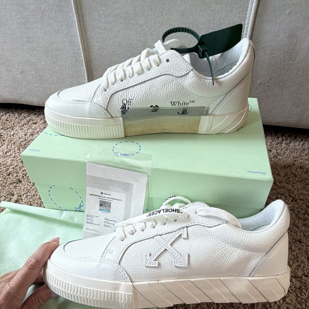 ⁠NIB Off-White Low Vulcanized White Leather Sneakers EU 41 US 8 Entrupy Cert - Picture 3 of 7